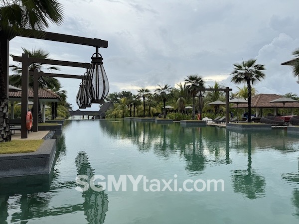 Anantara Desaru Resort Lagoon Pool