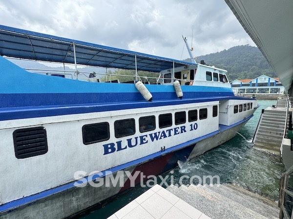 Bluewater Ferry arrived at Tioman Island Kampung Tekek Jetty3