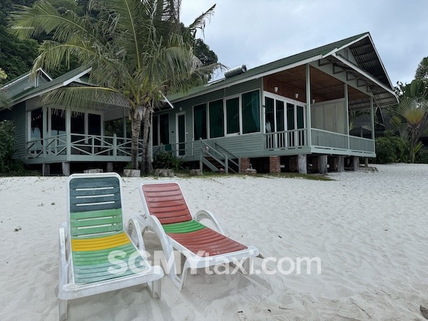 Rawa Resort Beachfront Chalet on the Beach