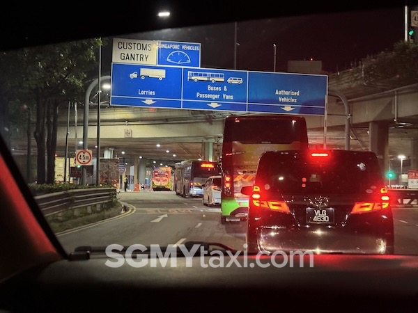 Singapore to JB Checkpoint by self driving