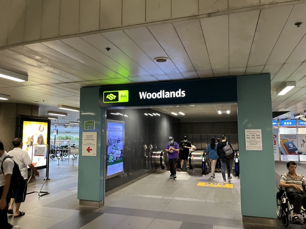 travel time from woodlands mrt to newton mrt