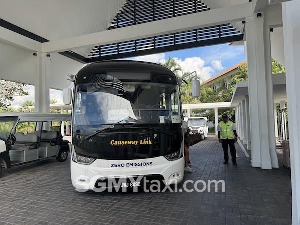 shuttle bus DG2 to Anantara resort Desaru